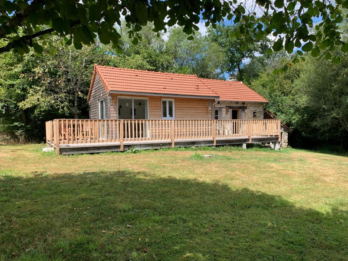 Petite Maison Conjat Saint-Julien-le-Petit Buitenkant foto